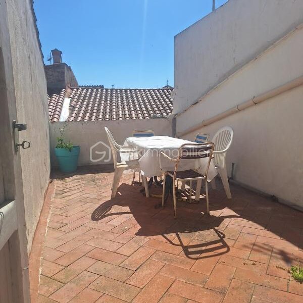 Maison à vendre à Pia