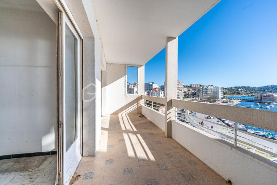 Appartement à vendre à Toulon — Vue mer — photo 6