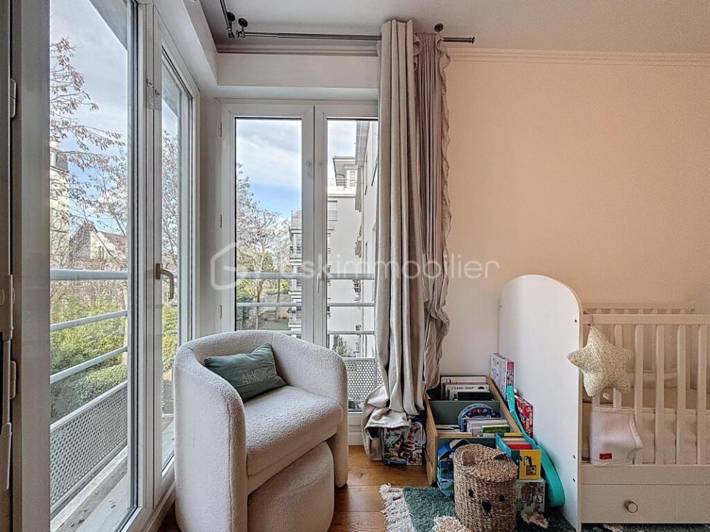 APPARTEMENT 3 PIÈCES RÉNOVÉ 65m2 AVEC PARKING PRIVATIF – 3 pièces – 2 chambres – 65 m²