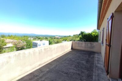 maison – 3 pièces – 2 chambres – 89 m²