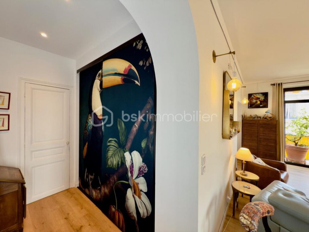 Duplex d’exception – Dernier étage avec balcon filant, triple exposition – Nice Gioffredo – 4 pièces – 3 chambres – 100 m²