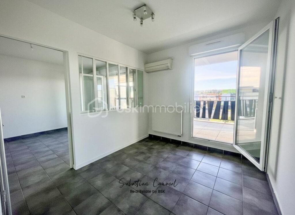 T3 Montpellier Malbosc – Dernier étage – Terrasse 20m² sans vis-à-vis – 2 parkings – Rénové – Tramway – 3 pièces – 2 chambres – 57 m²