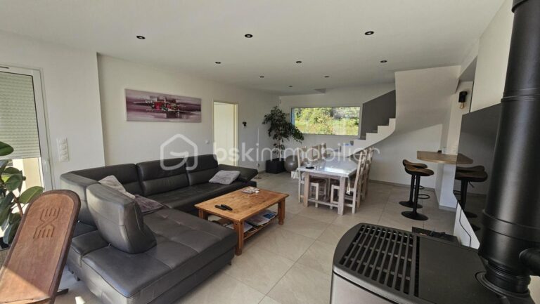 Maison récente , 4 chambres – 5 pièces – 4 chambres – 128 m²