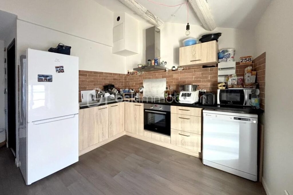 Cet immeuble est l’investissement que vous cherchez ! – 5 pièces – 3 chambres – 150 m²