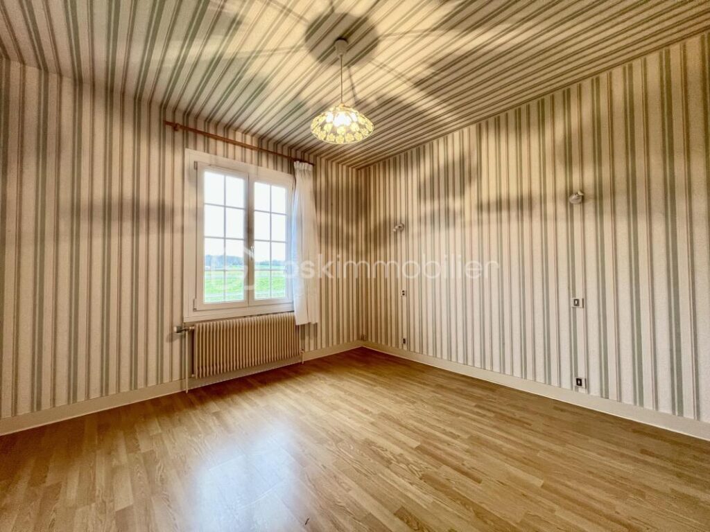 ROMUALD GARNIER VOUS PROPOSE EN EXCLUSIVITÉ – 5 pièces – 4 chambres – 105 m²