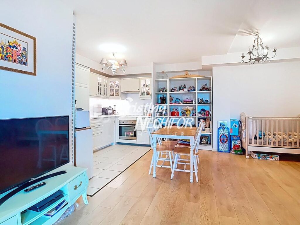 À VENDRE – Appartement 2 pièces avec une loggia– Dernier étage – Une place de parking – SERRIS (77700) – 2 pièces – 1 chambre – 45 m²