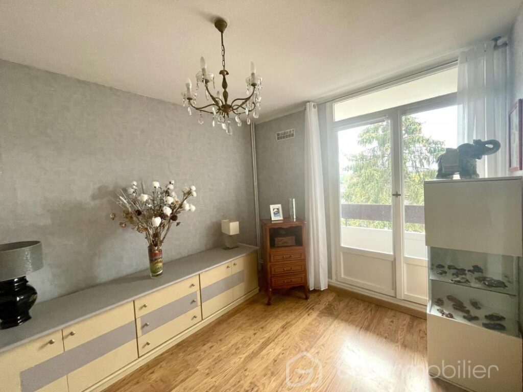 Appartement T4 de 77m2 proche Annecy – 4 pièces – 2 chambres – 77 m²