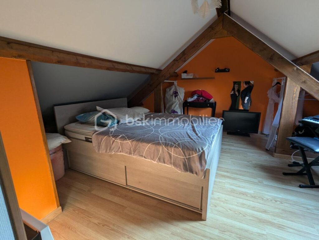 Coup de cœur : maison 134 m² (≈170 m² au sol) + grand jardin – 5 pièces – 4 chambres – 171 m²