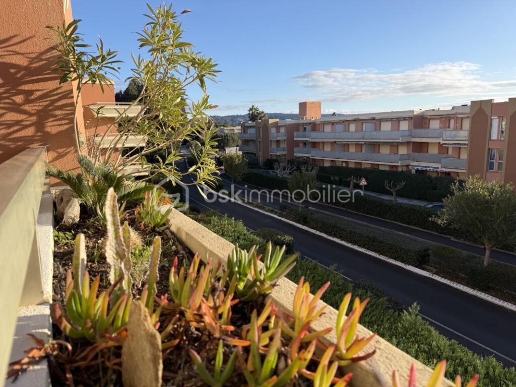 Studio Climatisé et Rénové 100 m des Plages – Cavalaire sur Mer 83240 – 1 pièce – NR chambres – 17 m²