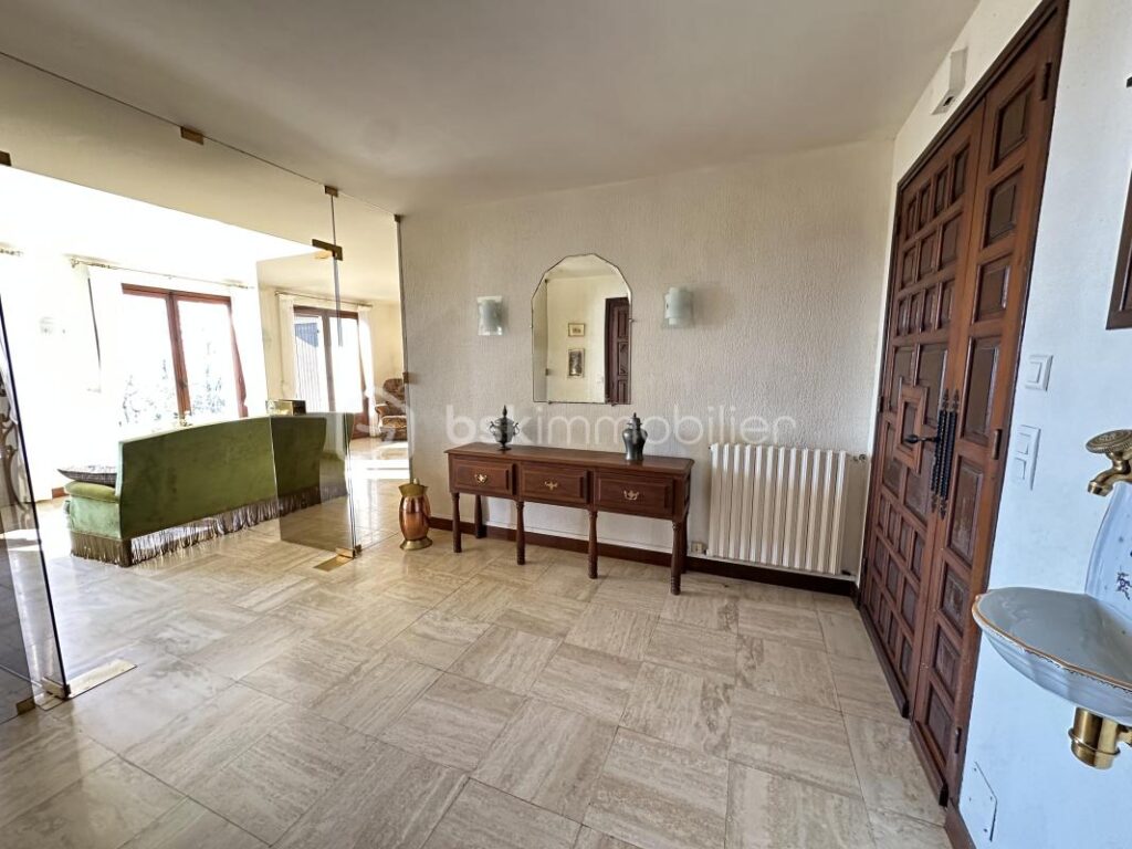 EXCLUSIVITE A SAISIR – 4 pièces – 2 chambres – 118 m²