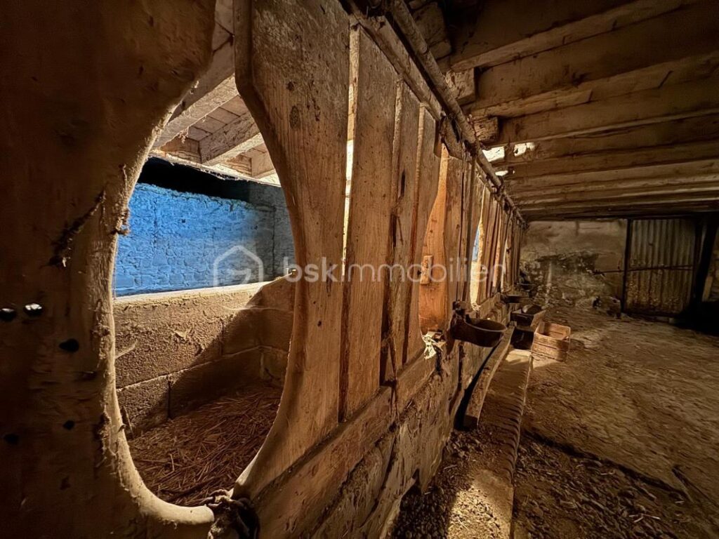 OPPORTUNITE RARE! – 7 pièces – 4 chambres – 174 m²