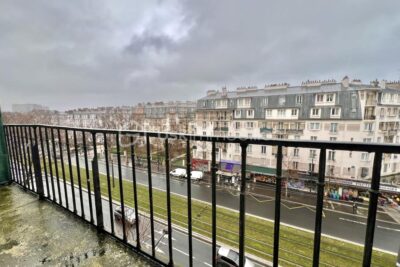 Studio de 16,28 m2 au 5ème et dernier étage, lumineux, BOULEVARD NEY – Paris XVIIIème – 1 pièce – NR chambres – 16 m²