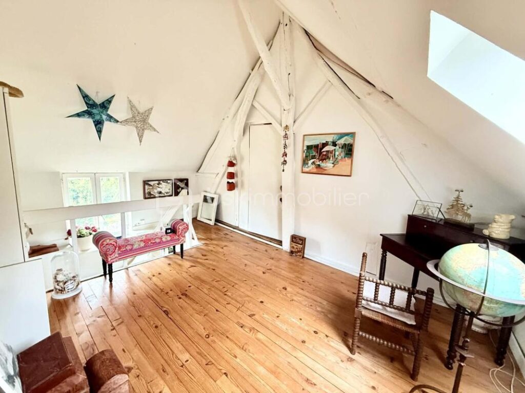 Maison Atypique + Dépendance – 5 pièces – 3 chambres – 110 m²