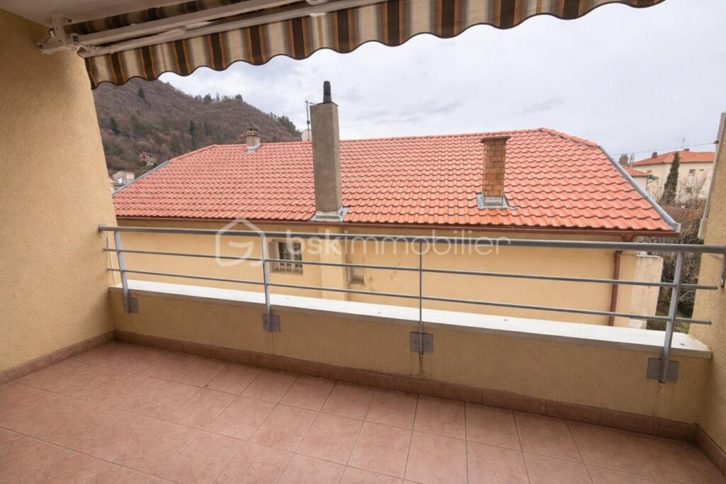 Appartement 3 pièces 66m² avec Balcon, Garage et Cave – Centre-ville de Digne-les-Bains (04) – 3 pièces – 2 chambres – 66 m²