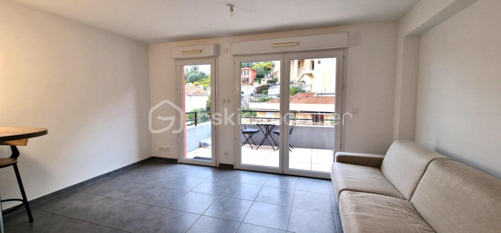 ✨ Beau studio récent avec terrasse, vue dégagée & aperçu mer – 6ᵉ étage – 1 pièce – NR chambres – 31 m²