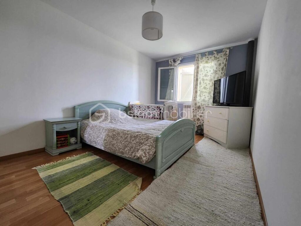 Charmante maison familiale avec sous-sol totale – 7 pièces – 5 chambres – 173 m²