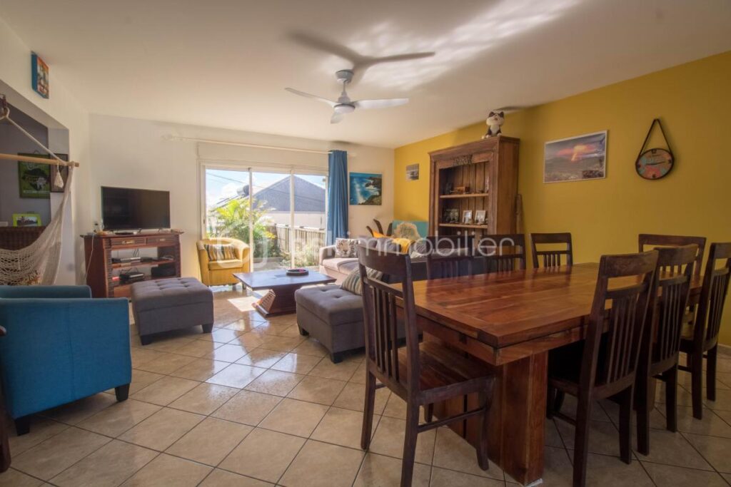 Villa F5 avec Vue Mer, Piscine et Gîte Indépendant – Saint-Joseph (97480) – 7 pièces – 5 chambres – 210 m²