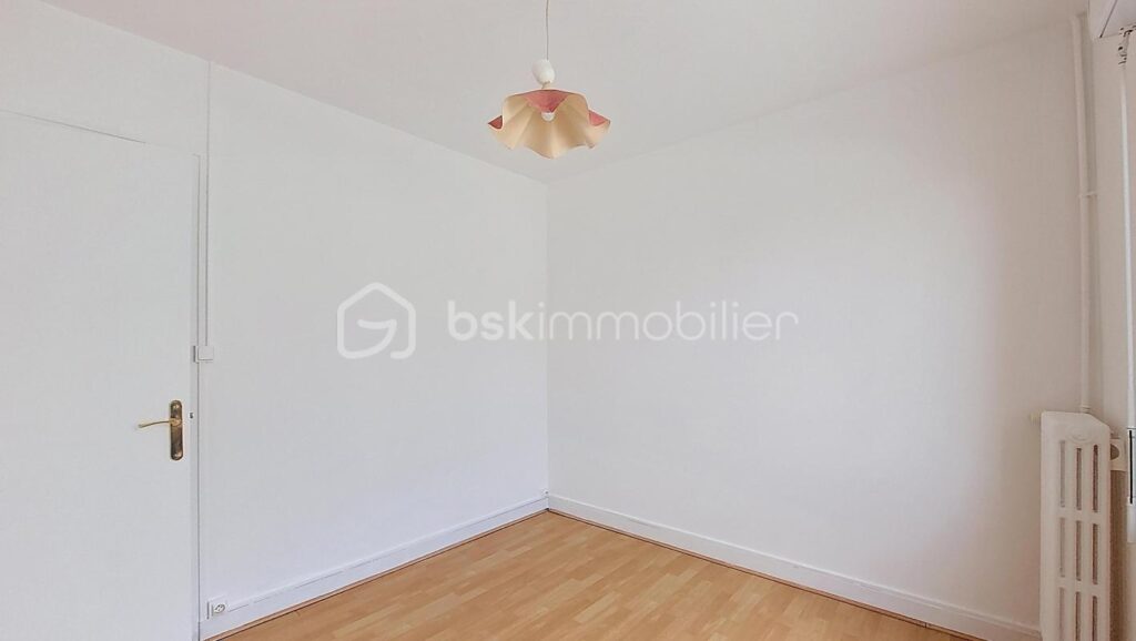 Maison de plain pied à Tourlaville – 4 pièces – 3 chambres – 69 m²