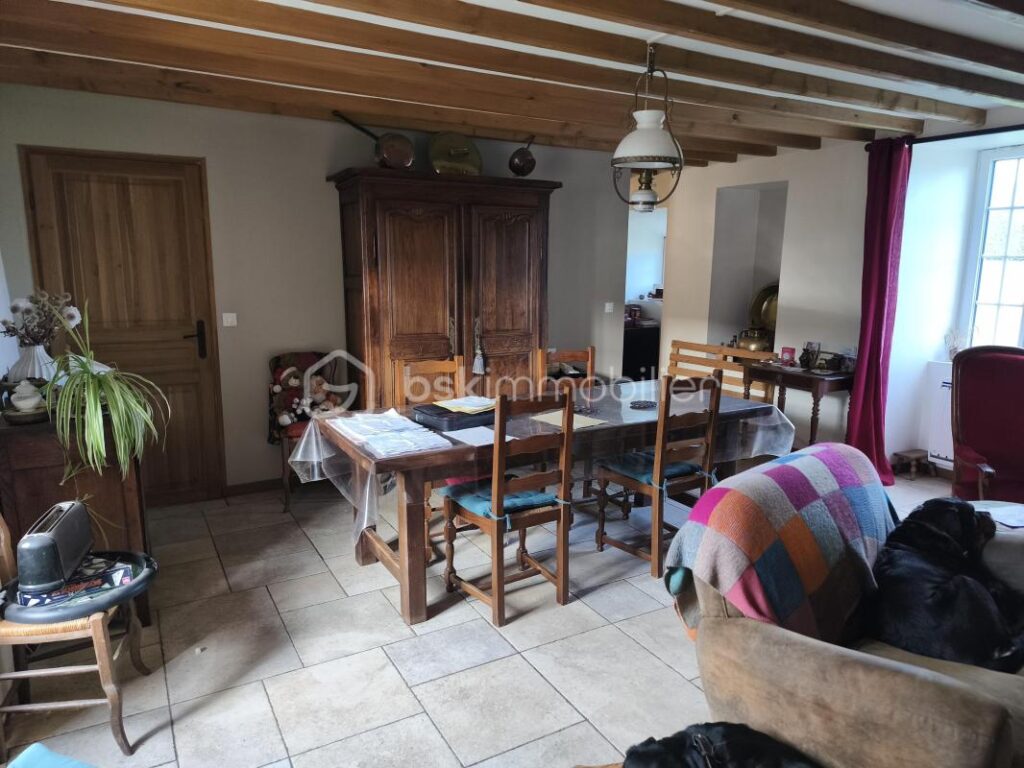 Maison de charme en pierre – Volumes, lumière et sérénité au cœur des marais – 7 pièces – 4 chambres – 245 m²