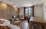 Appartement rénové 73 m² – Dernier étage – Traversant – Vue Mont-Blanc – Megève (Le Villaret) – 4 pièces – 3 chambres – 73 m²