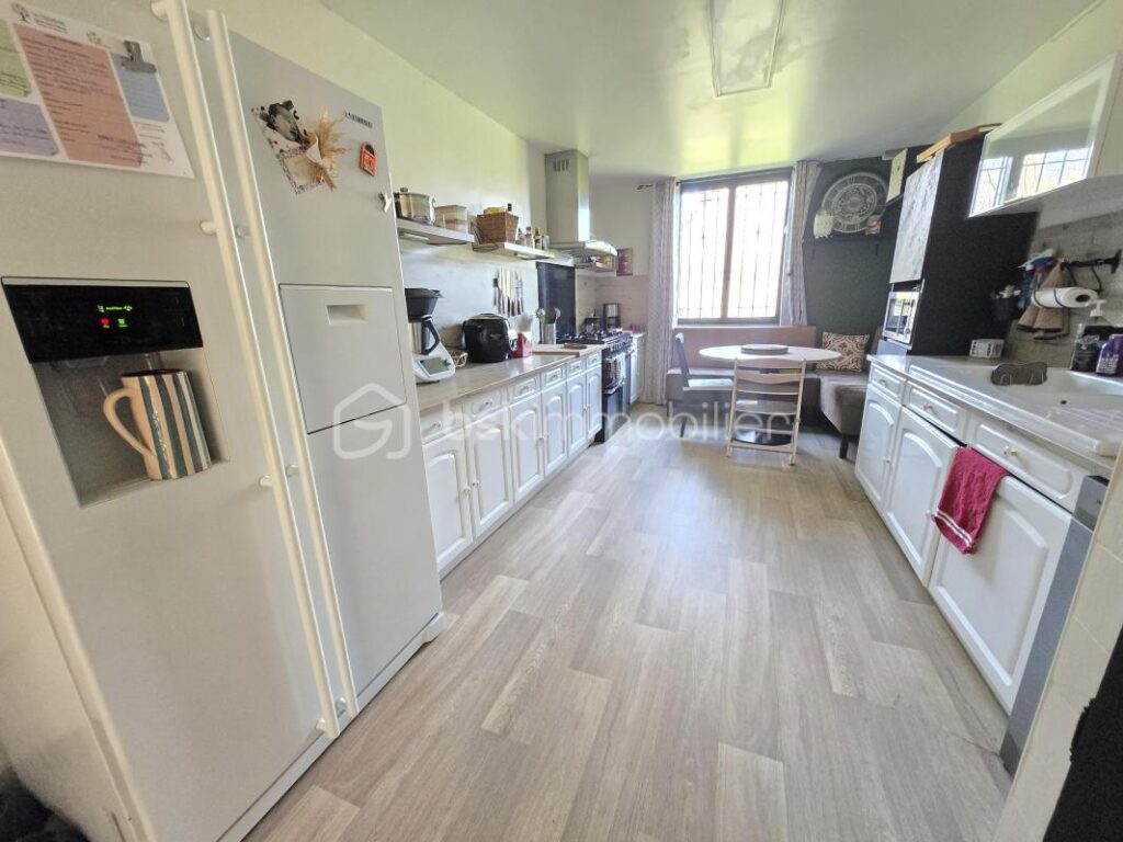 Magnifique Maison en pierres de 201m² à Raveau – 5 pièces – 4 chambres – 201 m²