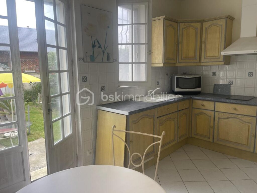 MAISON BOURGEOISE DE 5 CHAMBRES DIVES SUR MER 190 m² – 12 pièces – 5 chambres – 190 m²