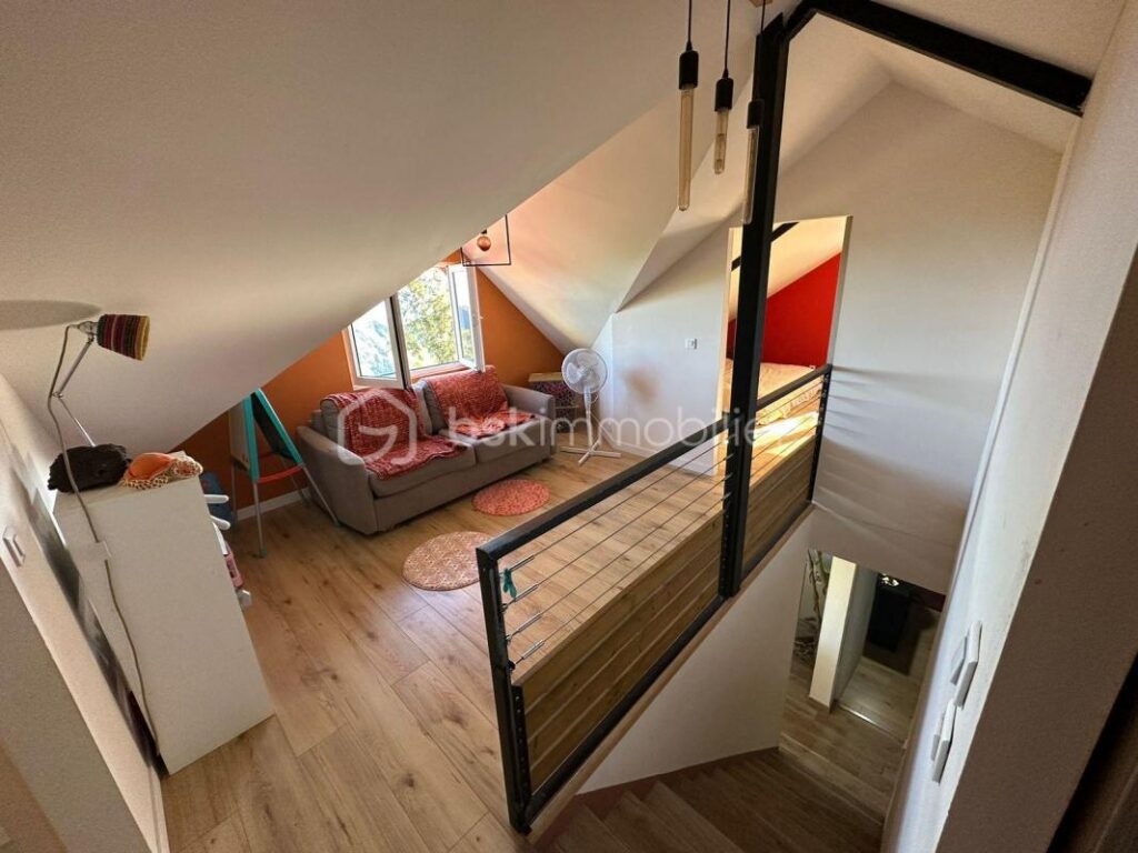 A VENDRE – VILLA LE BRULE – SAINT DENIS – VUE EXEPTIONNELLE – 4 pièces – 3 chambres – 90 m²