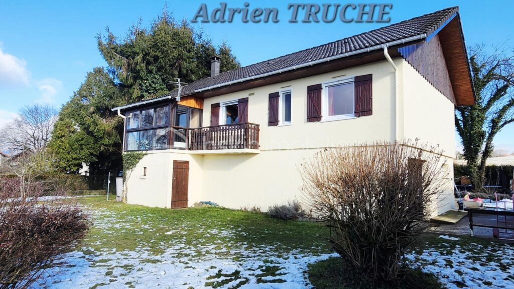 Hauteurs de Choisy – Vue dégagée – Vaste terrain plat – 5 pièces – 4 chambres – 114 m²