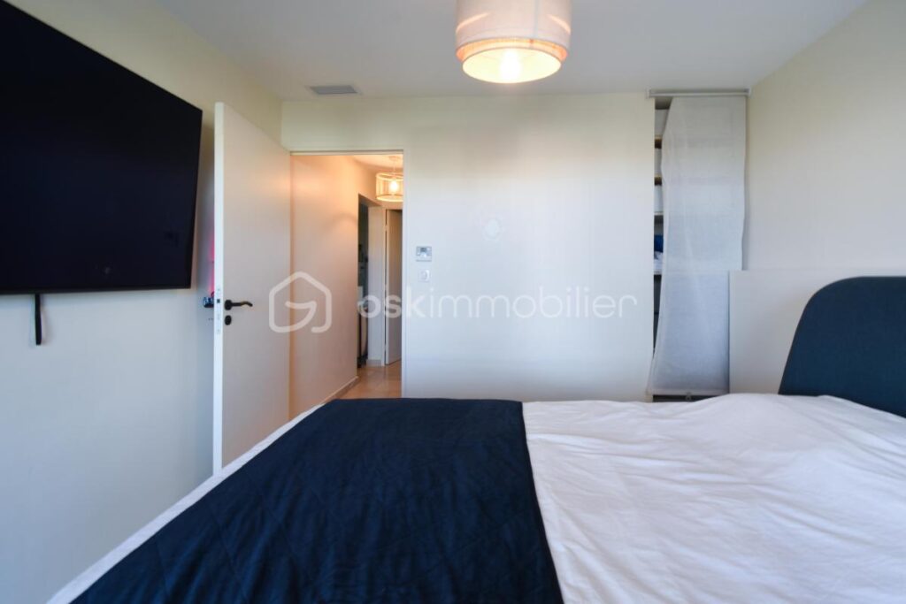 A la vente T3 entièrement rénové au 3ème et dernier étage! – 3 pièces – 2 chambres – 52 m²