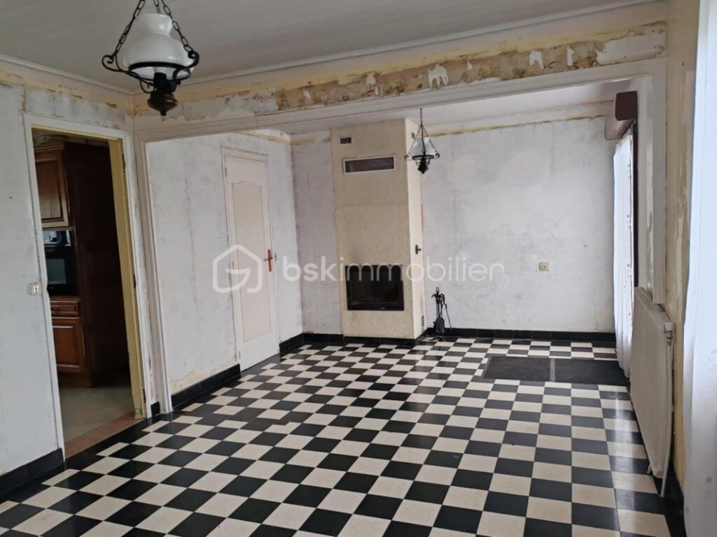 A VENDRE Maison avec accès PMR, sous-sol complet et viable de plain-pied – SAINT-PIERRE-DES-IFS – 3 pièces – 2 chambres – 65 m²