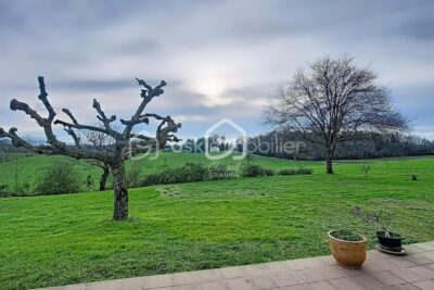 Maison familiale 143m² – vue dégagée – Sous-sol complet – Terrain 2120m² – 5 pièces – 4 chambres – 143 m²