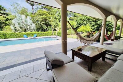 Superbe villa T4 de 200m2 à Matoury – 4 pièces – 3 chambres – 200 m²