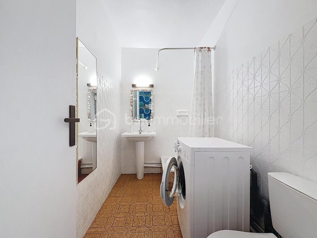 STUDIO 22m2 AVEC VUE MER ET PARKING – 1 pièce – NR chambres – 22 m²