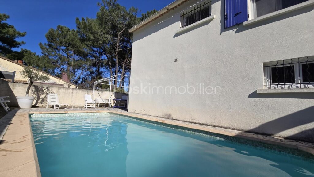 Maison + logement indépendant avec vue exceptionnelle, piscine et garage – 7 pièces – 5 chambres – 140 m²