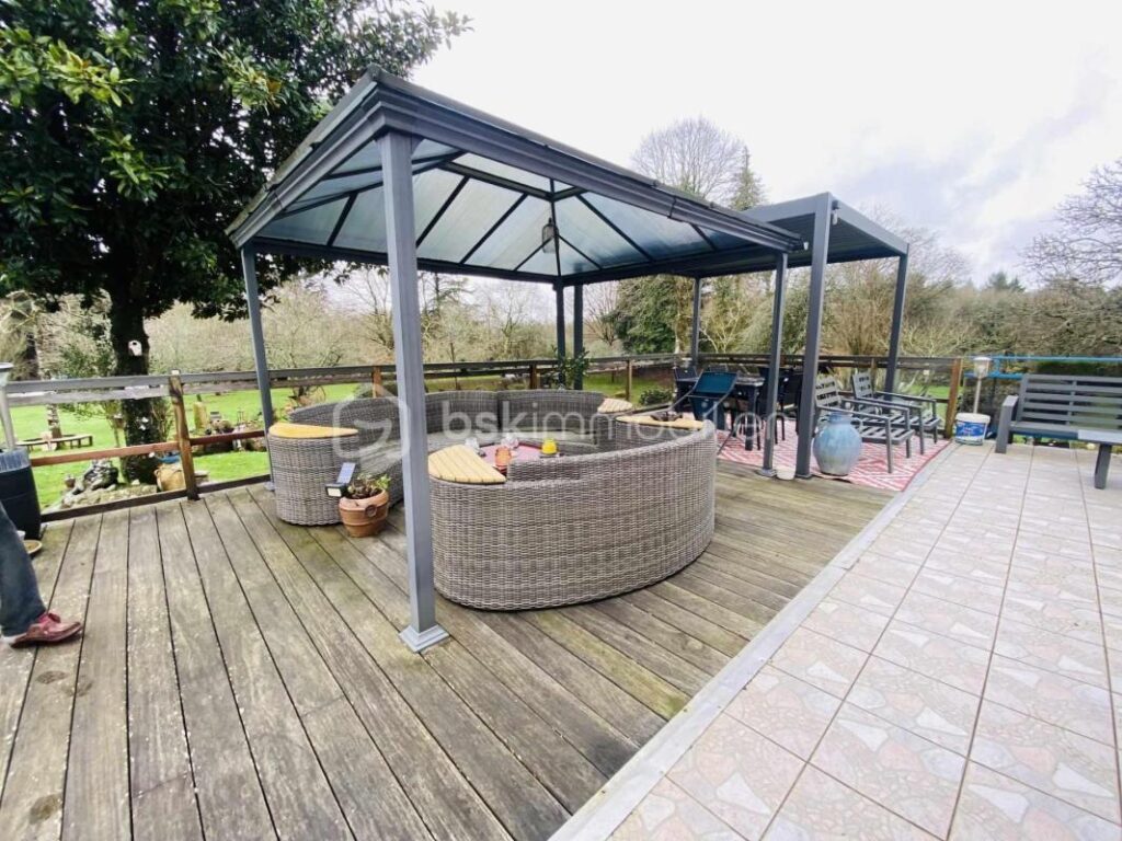 Maison Néo-Bretonne d’environ 140 M² (Proximité de VANNES/ 5 Minutes) – 7 pièces – 5 chambres