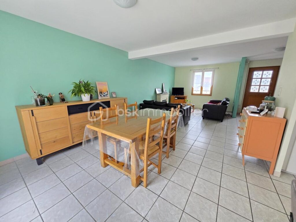 Magnifique Pavillon de plain pied de 128m² à Nevers – 7 pièces – 6 chambres – 128 m²