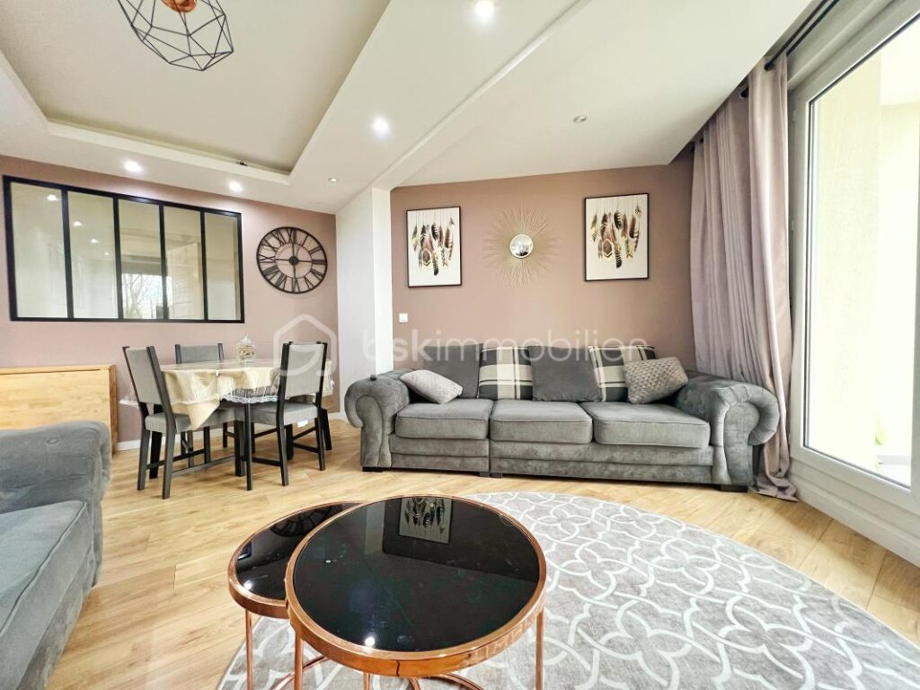 Votre nouveau coup de coeur dans un cadre verdoyant ! – 4 pièces – 3 chambres – 82 m²