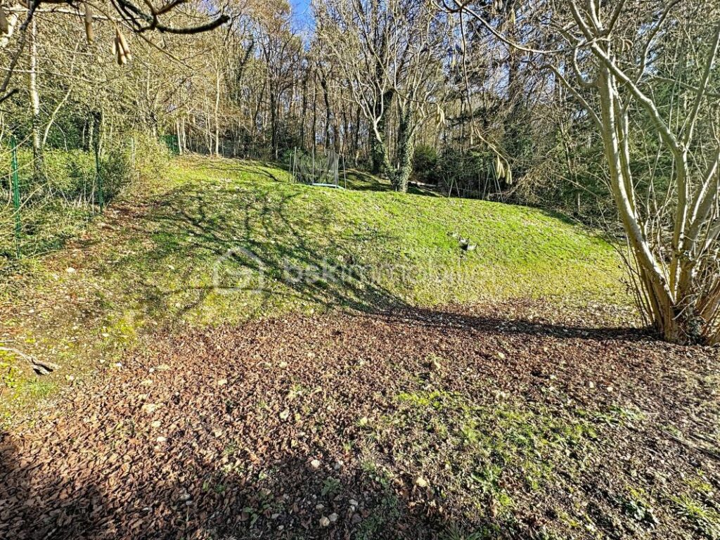 Maison Bourgeoise au coeur d’un bourg – 5 pièces – 4 chambres – 145 m²