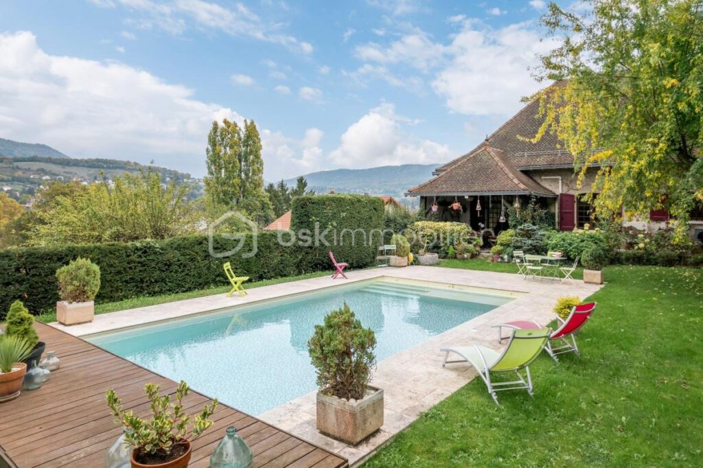 Criel de Voiron Propriété d’Exception Terrain 3766 m² 1 140 000 € – 7 pièces – 6 chambres – 360 m²