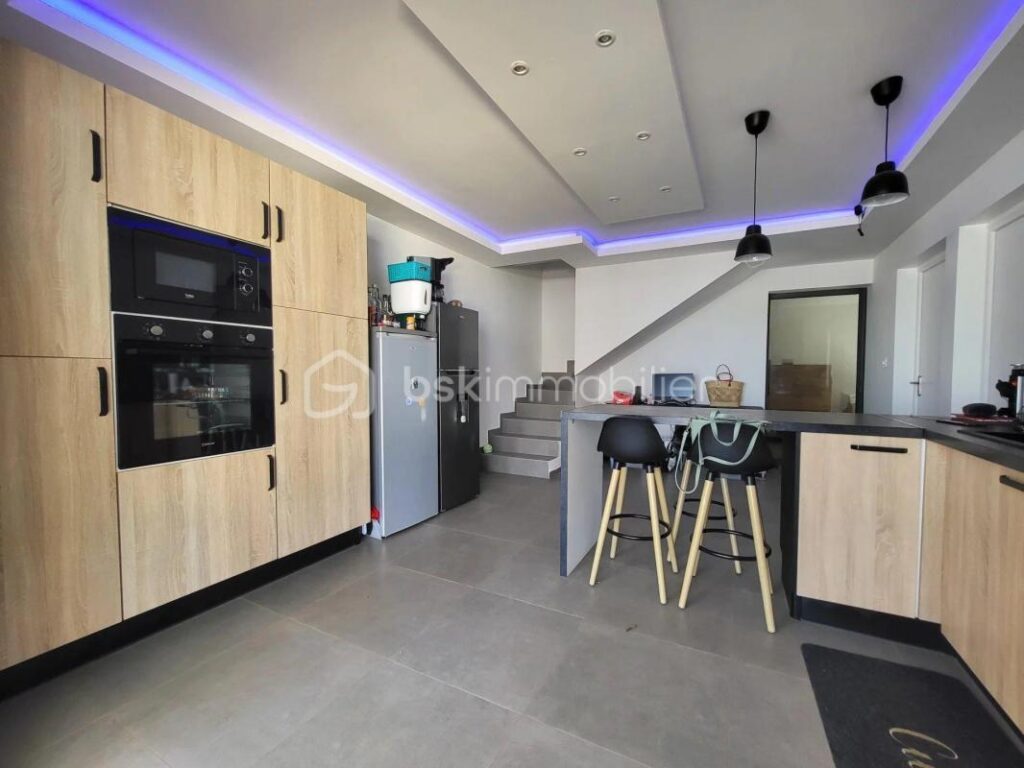 Superbe Villa Contemporaine F4 Neuve avec Vue Exceptionnelle – 4 pièces – 3 chambres – 100 m²