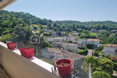 APPARETEMENT – 3 pièces – 2 chambres – 67 m²