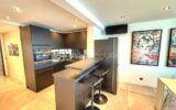 CANNES CROISETTE – VUE MER PANORAMIQUE – APPARTEMENT 107M² – 3 CHAMBRES – PARKING – CARRE D’OR – 4 pièces – 3 chambres – 107 m²