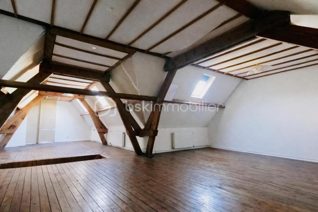 ✨ MAISON FAMILIALE D’EXCEPTION – 220 m² – JARDIN – GARAGE – AUCUN TRAVAUX ✨ – 7 pièces – 5 chambres – 220 m²