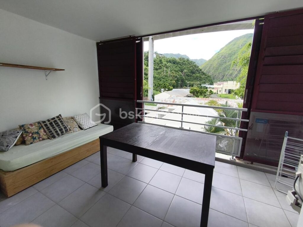 📢 EXCLUSIVITÉ BSK IMMOBILIER – Appartement Duplex T3 , vue montagne, sans vis à vis – Saint-Denis – 3 pièces – 2 chambres – 63 m²