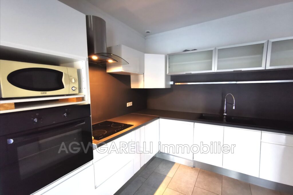 location maison 3 Pièce(s) – 3 pièces – 2 chambres – 85.00 m²