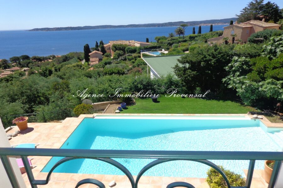 Maison à louer à Sainte-maxime