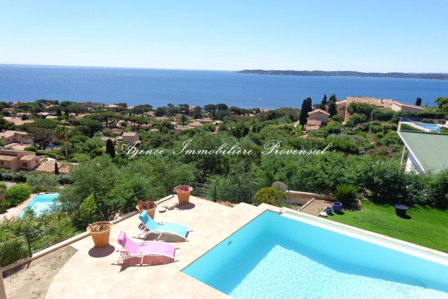 Maison à louer à Sainte-maxime