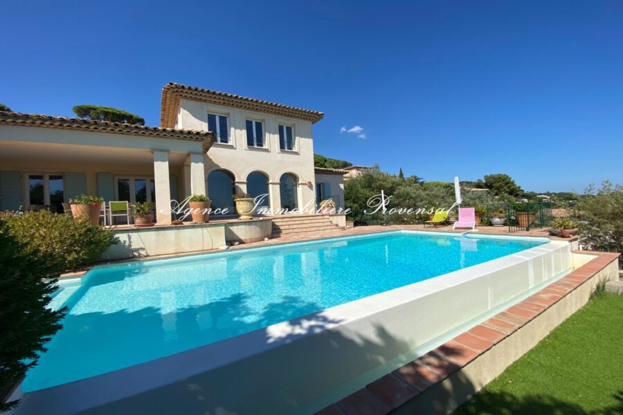 Maison à louer à Sainte-maxime