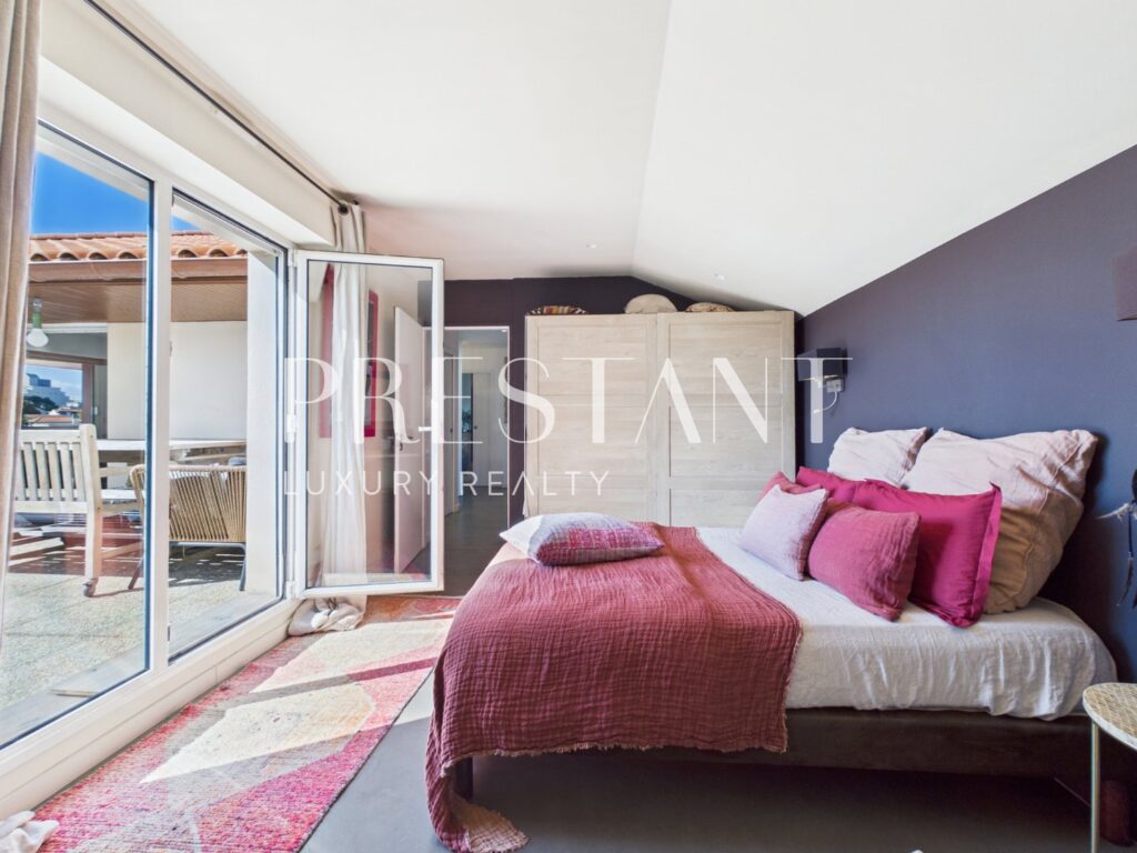 Appartement terrasse – 4 pièces – 3 chambres – 115 m²