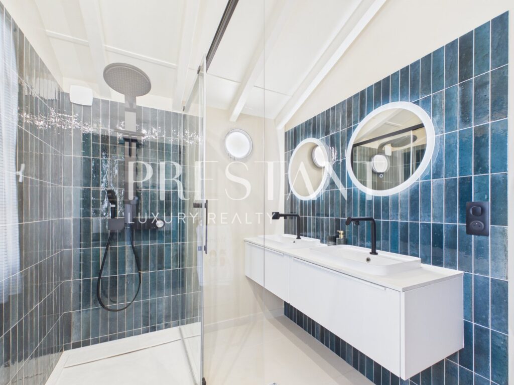 Maison – 7 pièces – 4 chambres – 140 m²